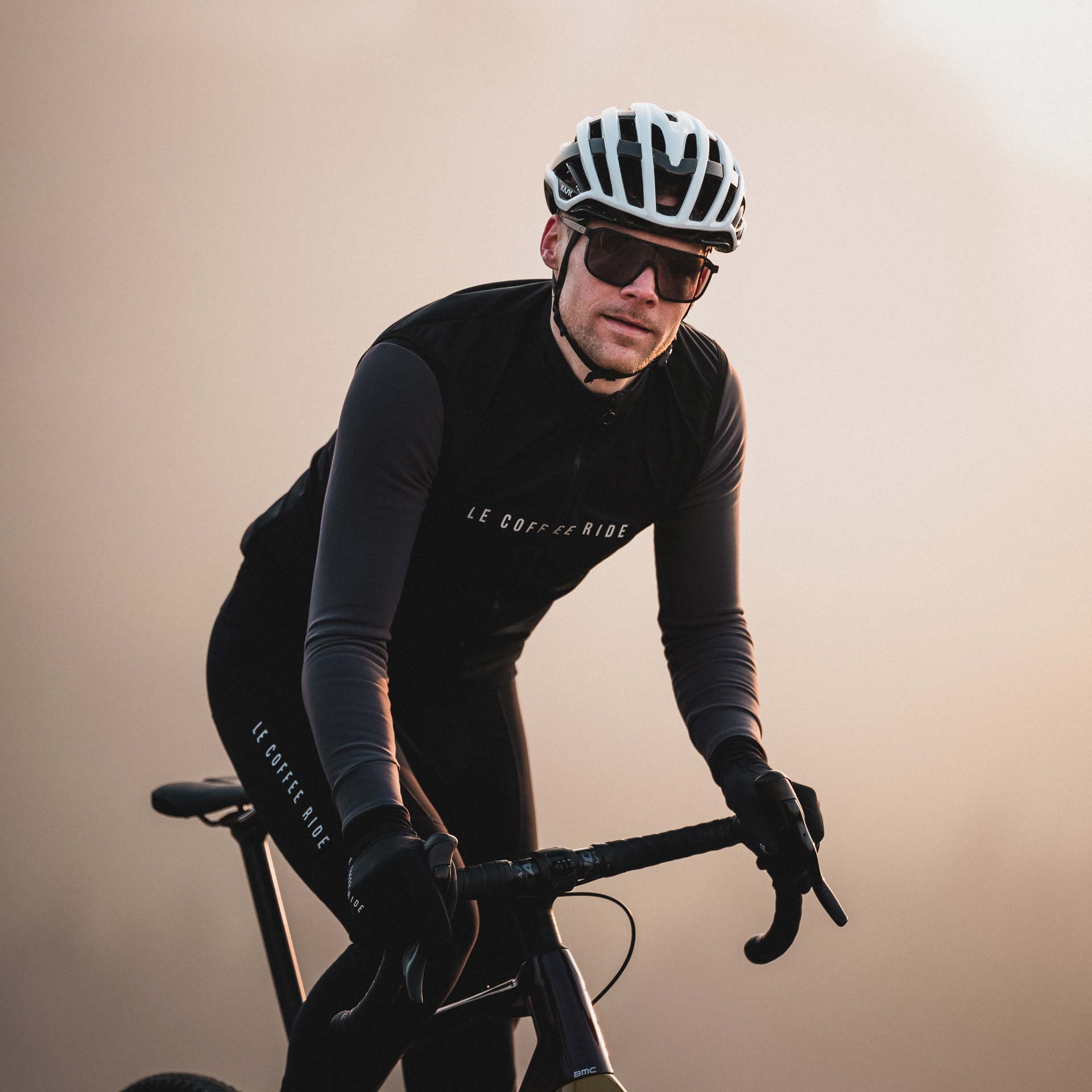 cycling-glasses-ileve-district-swiss-made-3d-No1-photochromic